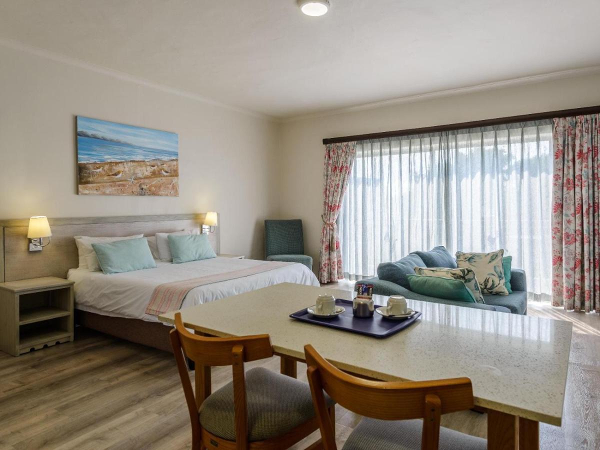 Resort St Michaels Sands & Time Share Shelly Beach
